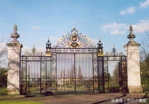 大门前地形不好如何办,大门朝向偏离最佳风水怎么补救