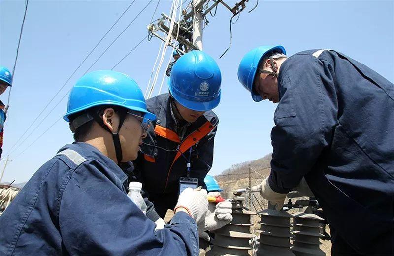 家用电表功率不准的原因,电表不准投诉电话是多少