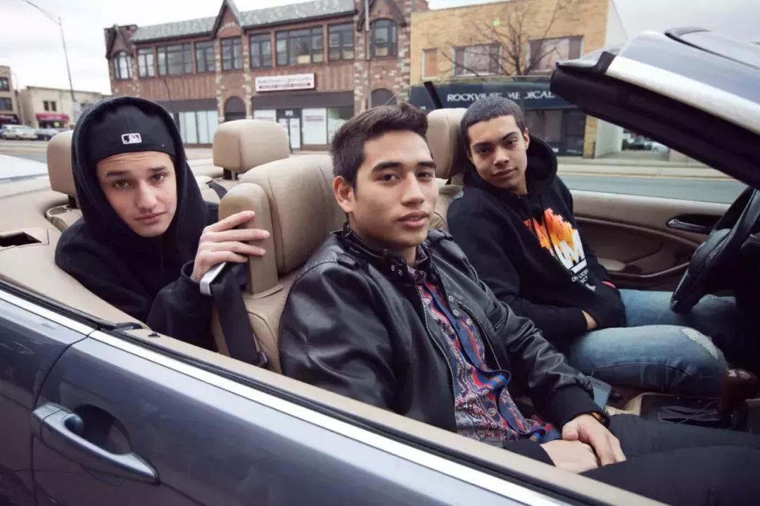 球鞋转卖是靠什么赚钱的,球鞋倒卖3000利润