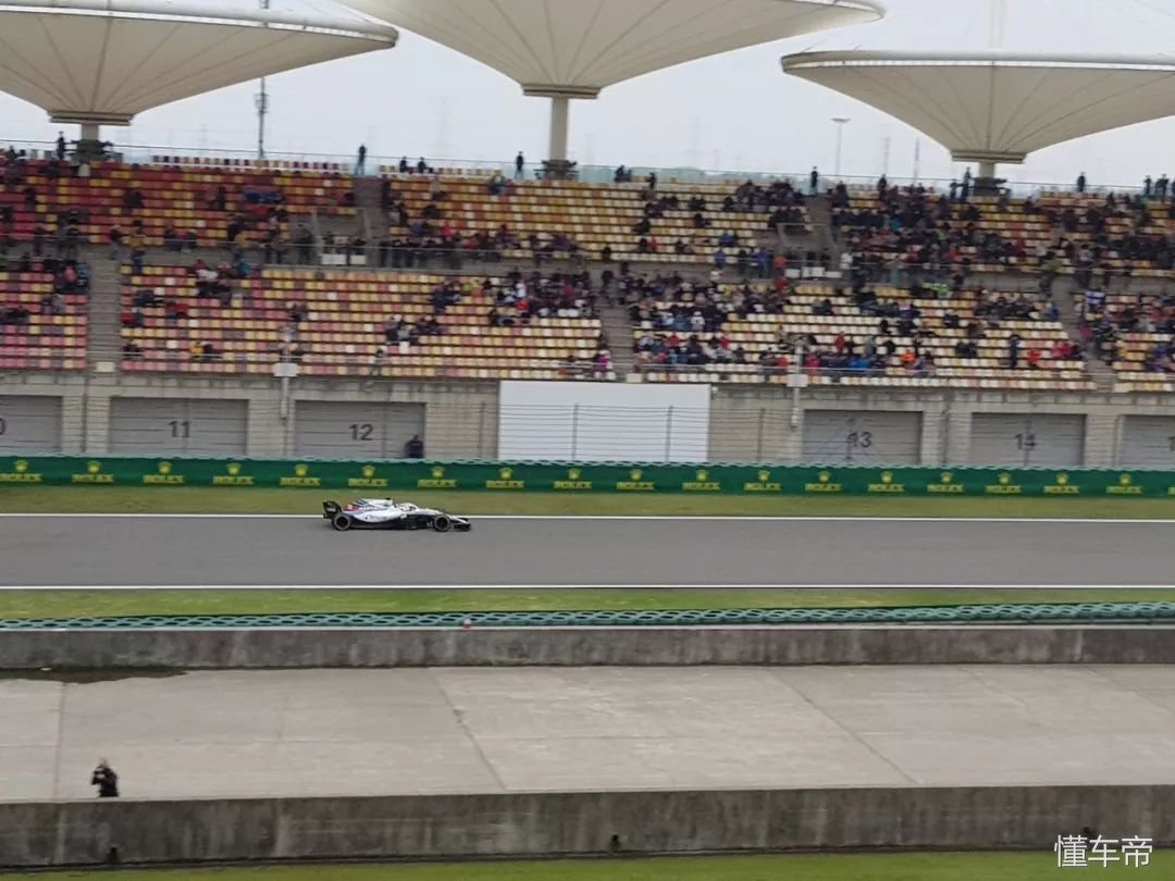 速度与激情第一次飙车视频,速度与激情美国f1大奖赛