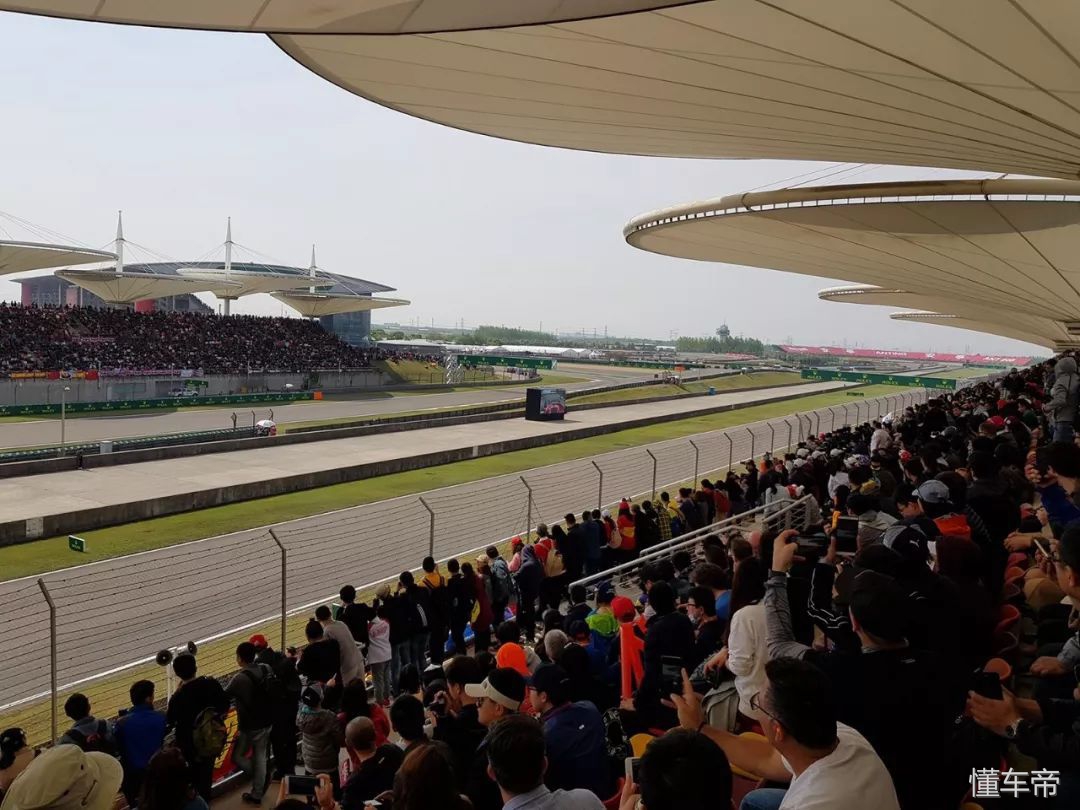 速度与激情第一次飙车视频,速度与激情美国f1大奖赛