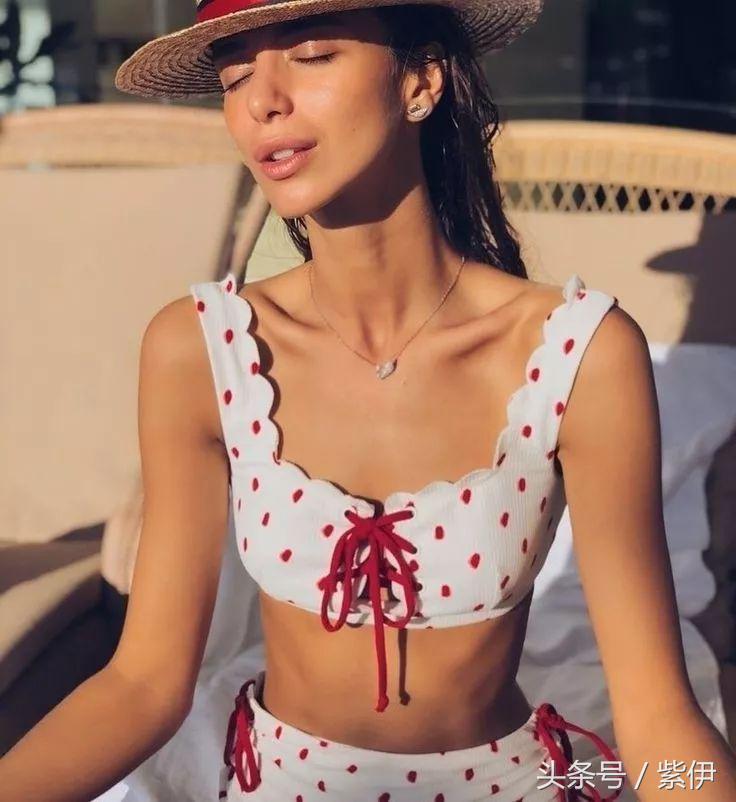 超适合海边的度假风泳衣,清新脱俗的海边泳衣