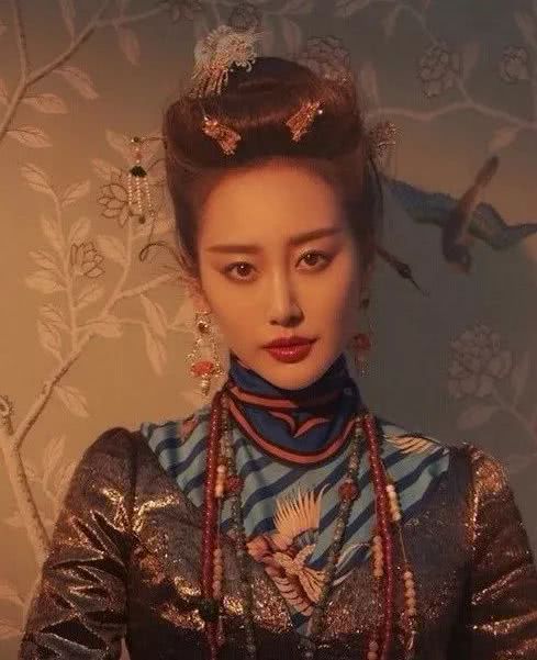 世间罕见美人,泰勒彩宝价值多少钱