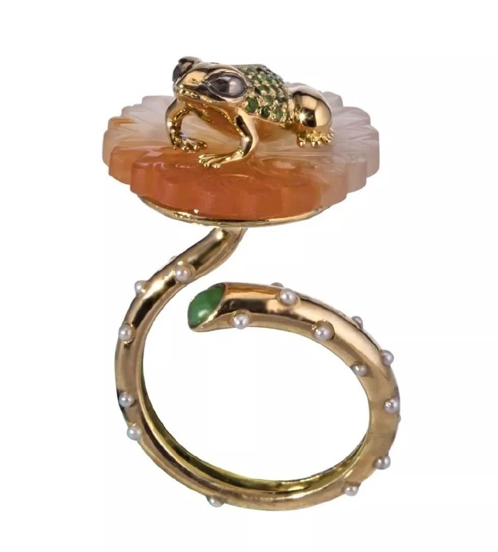 世间罕见美人,泰勒彩宝价值多少钱