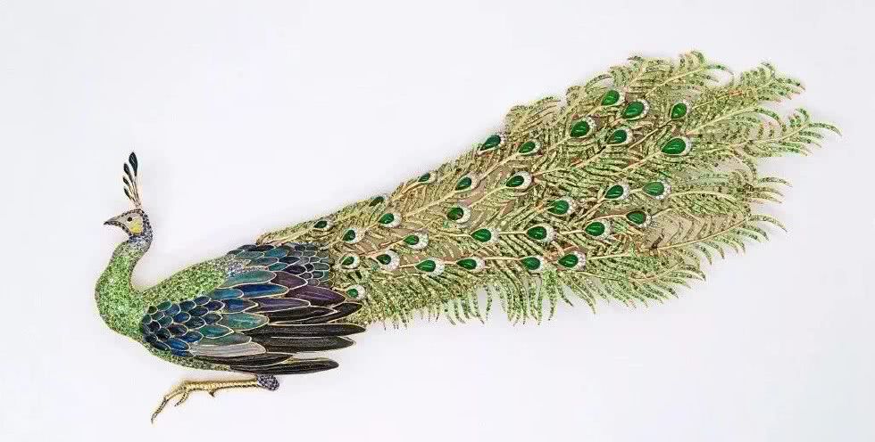 世间罕见美人,泰勒彩宝价值多少钱