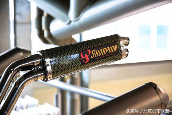 天蝎排气制造过程,akrapovic天蝎排气宝马3系