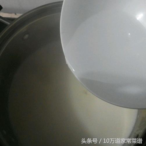 豆腐脑怎么去除豆腥汤汁,防止豆腐脑出水有什么办法