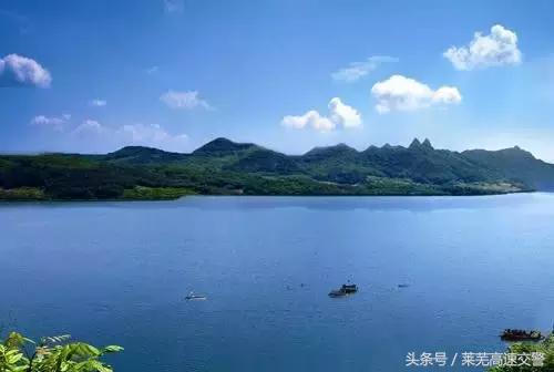 莱芜雪野湖欢迎你地标在哪个位置,莱芜雪野相当于多少个大明湖