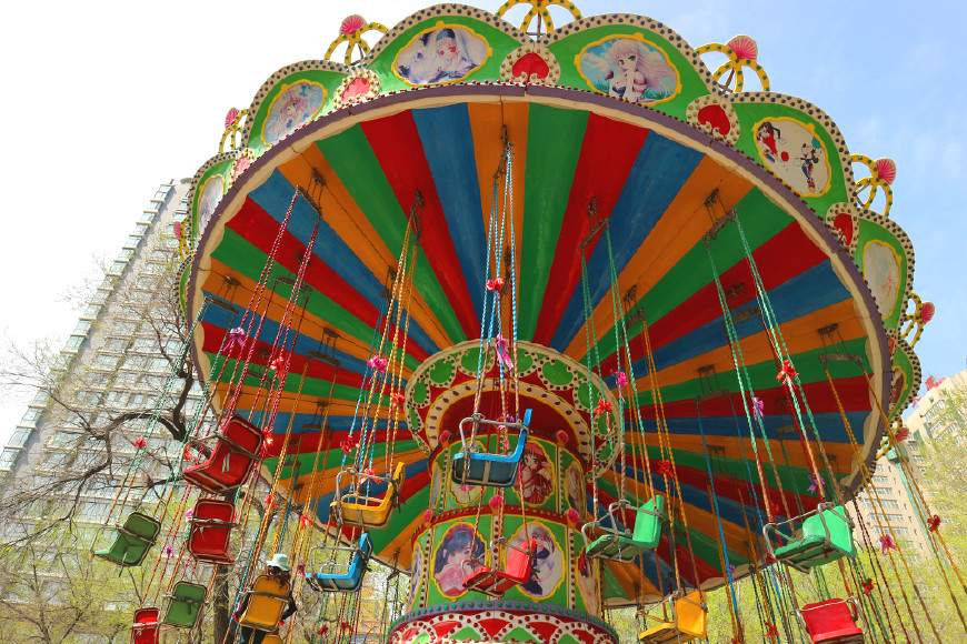 哈尔滨兆麟公园与母校一道之隔，少年时代的顽皮记忆