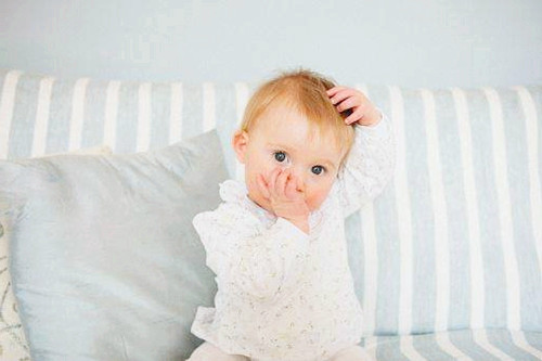 宝宝流鼻涕咳嗽应该不是流感吧,宝宝流鼻涕打喷嚏不一定是感冒