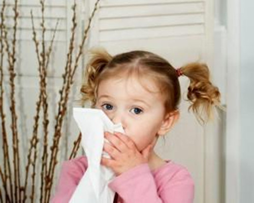 宝宝流鼻涕咳嗽应该不是流感吧,宝宝流鼻涕打喷嚏不一定是感冒