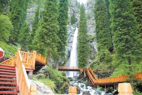 五一出游小短文,五一放假能在疆内游玩吗