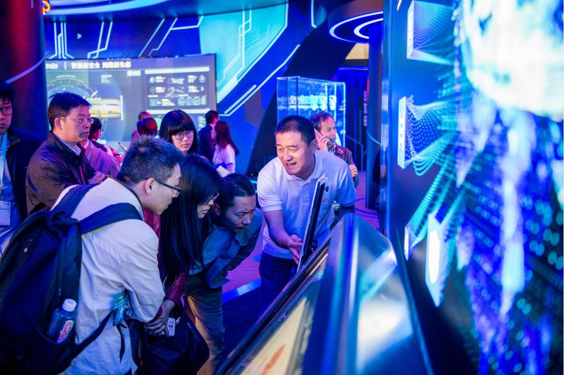 429首都网络安全日蚂蚁金服副总裁深度解读支付宝智能风控