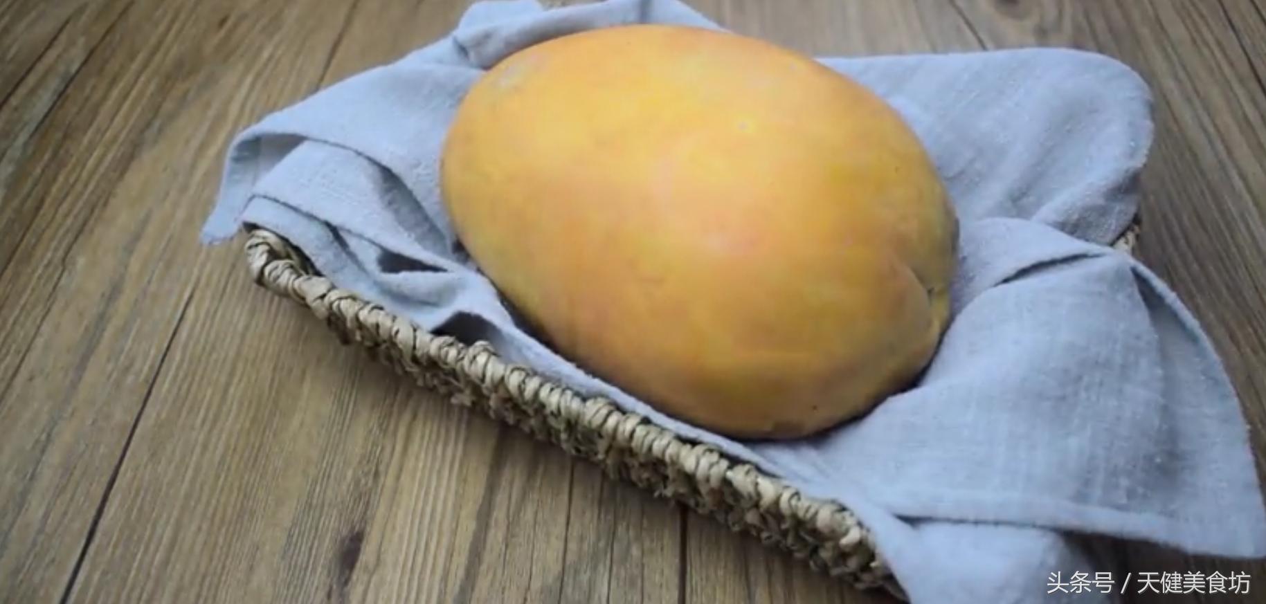 用木瓜和雪蛤做甜点,木瓜奶做法教程