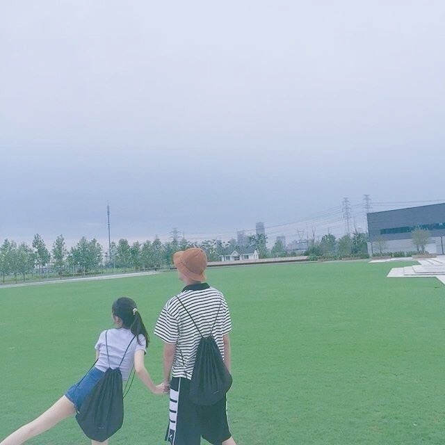 只有你足够优秀了你的爱才有价值,只有你足够优秀才会有美丽的爱情