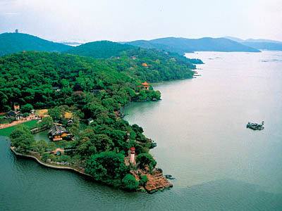 这些景点风光秀丽，景色如画，适合五一小长假去逛逛，第二篇