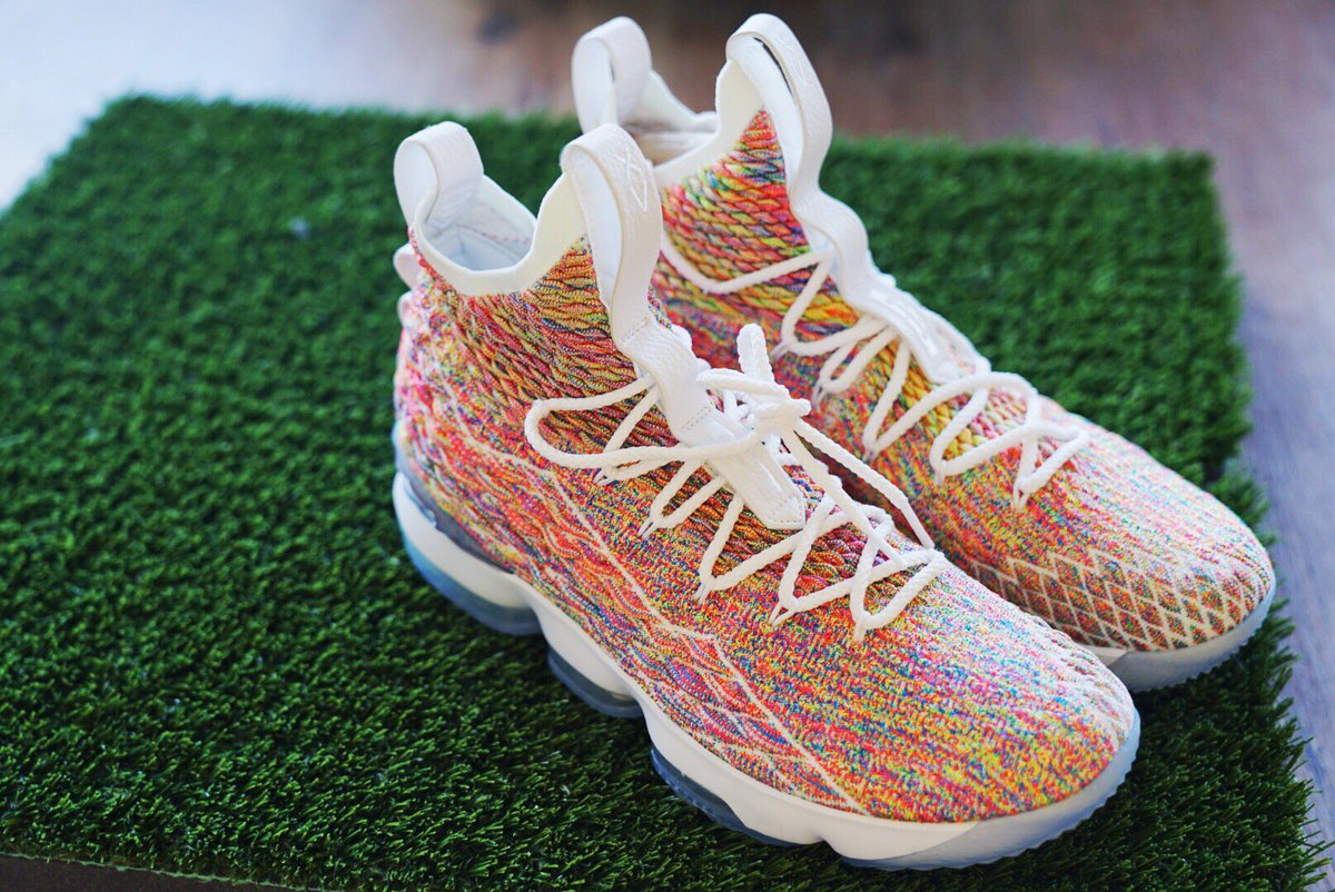 詹姆斯最好的实战鞋,詹姆斯潮鞋