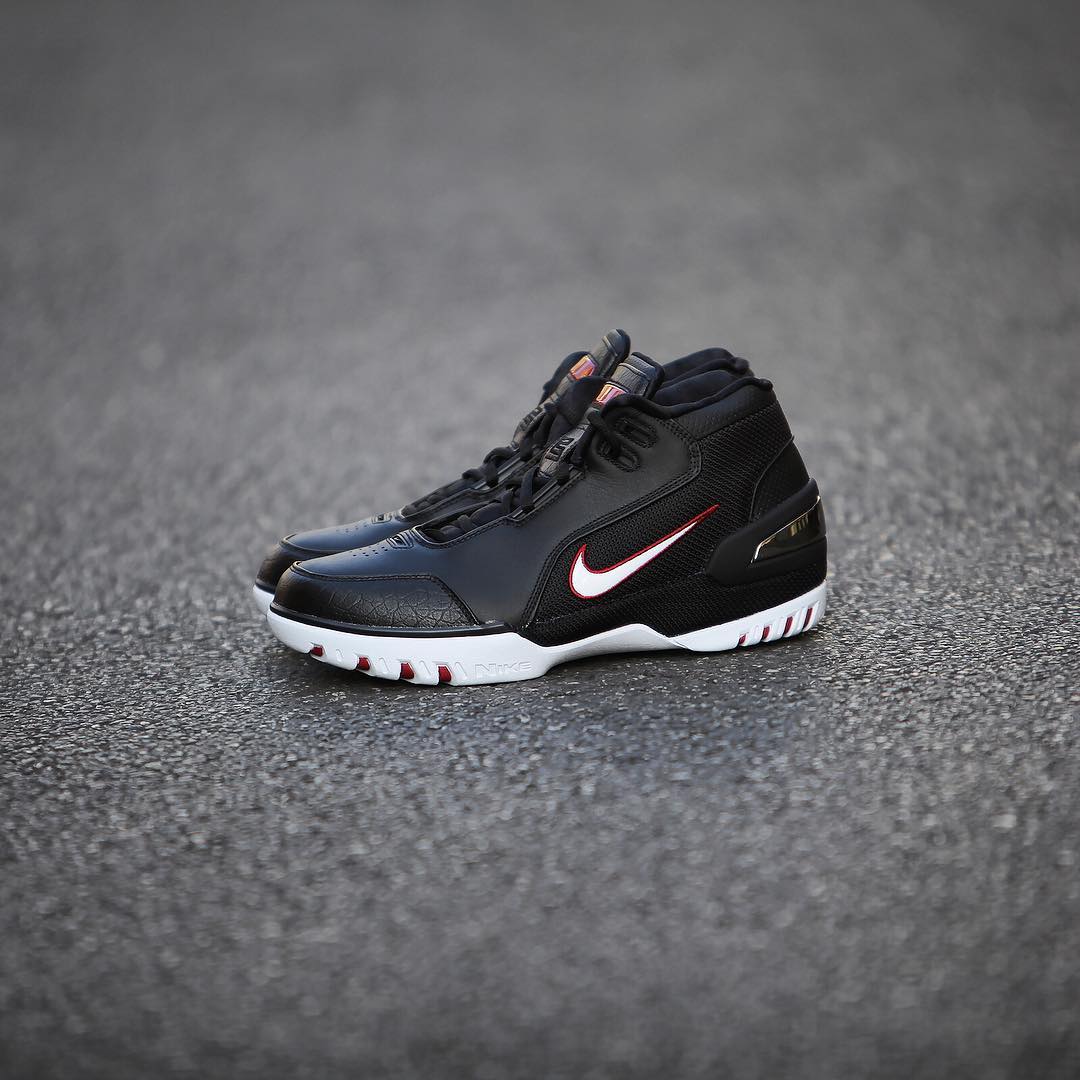 詹姆斯最好的实战鞋,詹姆斯潮鞋