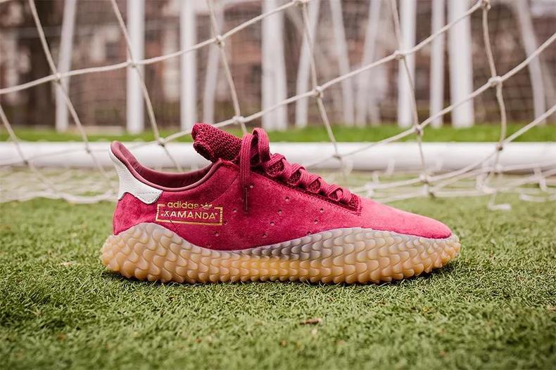 阿迪最新的鞋底技术,阿迪达斯老款鞋底镂空2003