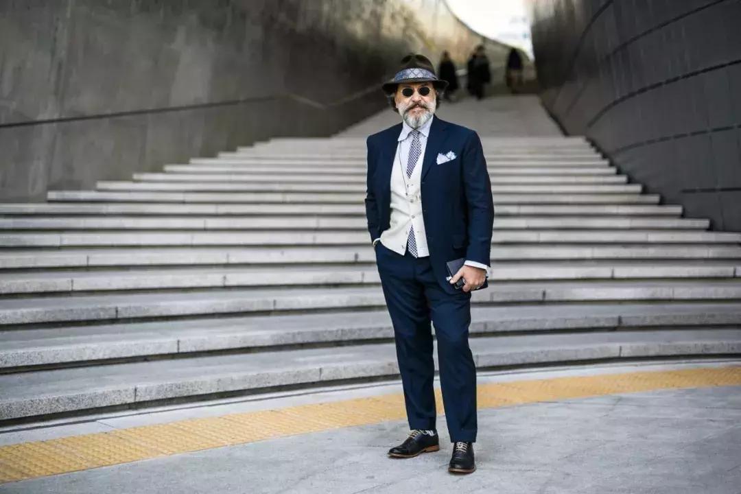 身为一个胖子穿衣打扮,一个胖子怎么打扮