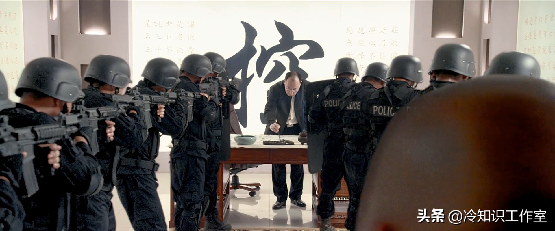 战狼二解说介绍枪械,战狼2枪械训练视频