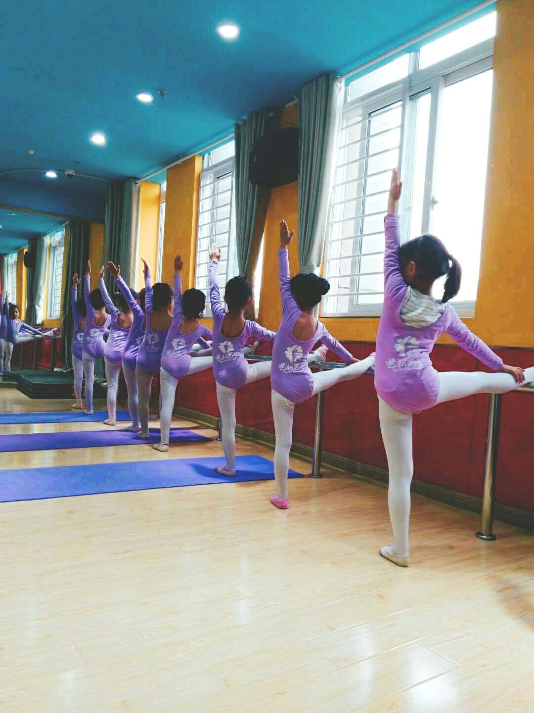 学舞蹈到底有多痛苦,零基础学舞蹈基本功