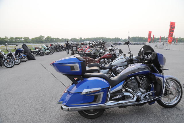 千辆豪华摩托车汇聚浙江，有的能抵一辆宝马7系，总价超2亿