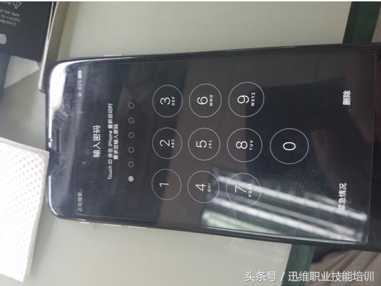 iphone6splus不开机,苹果6s保资料刷机不成功