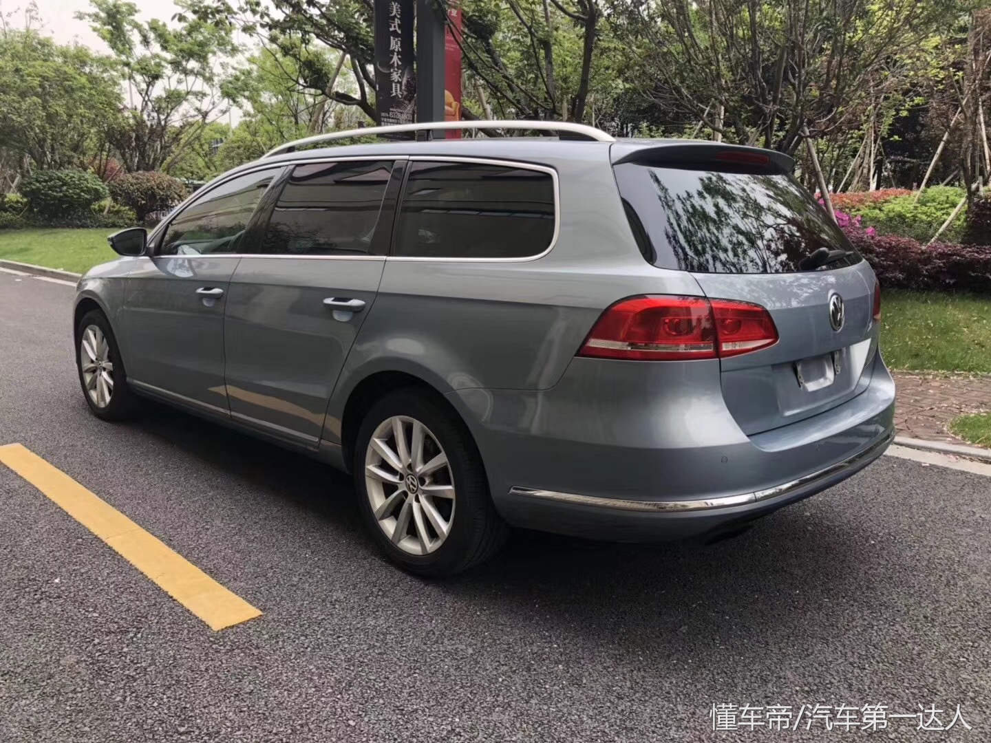 2012款迈腾旅行版功能展示,2012款迈腾旅行版值得入手吗