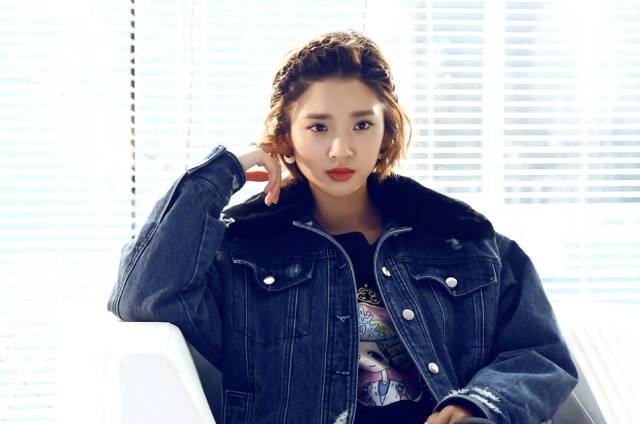 刘海剪残怎么办,平刘海剪得太短太丑怎么补救