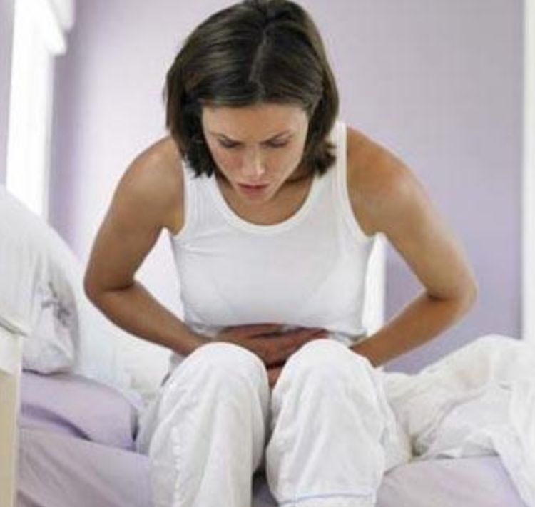 女人经期量少怎么调理吃什么药,月经量少怎么食补调理最有效