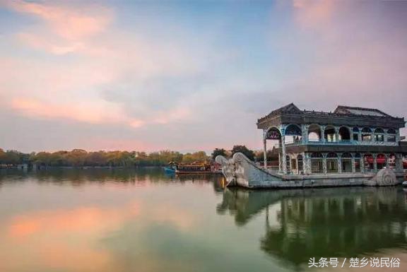 馆轩斋榭舫亭有什么区别,亭台楼榭殿阁的区别是什么