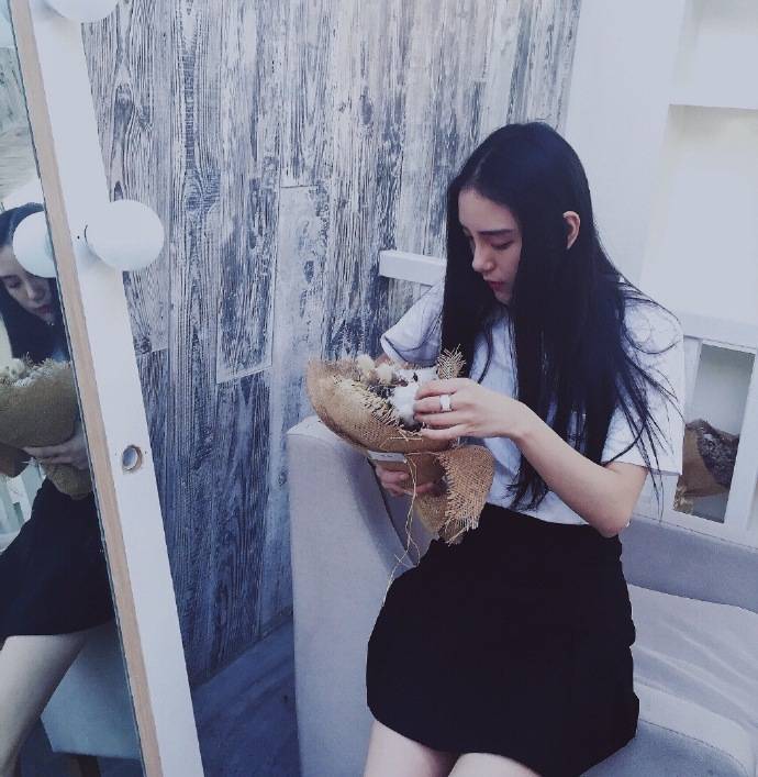 如果你对前任念念不忘,最好的做法就是去找他一次