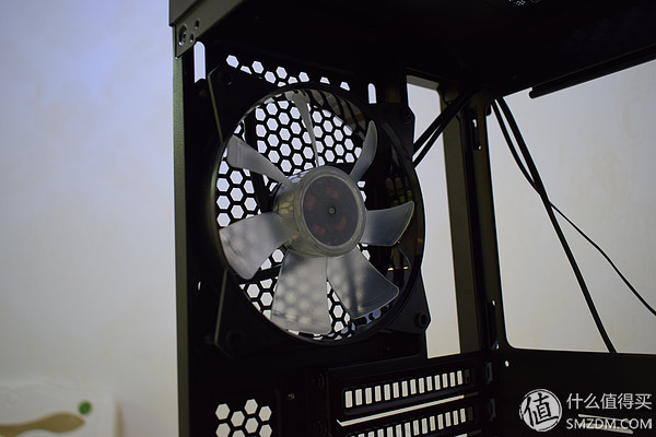 酷冷至尊毁灭者第一代机箱,酷冷至尊毁灭者三代rgb