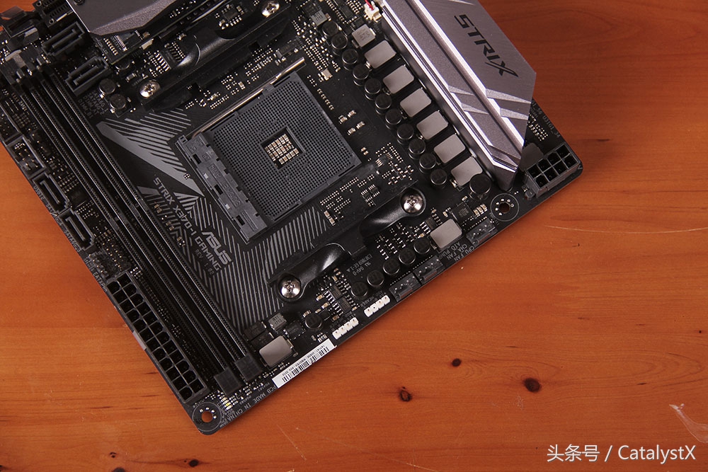itx超详细装机教程,微星itx小钢炮主板装机