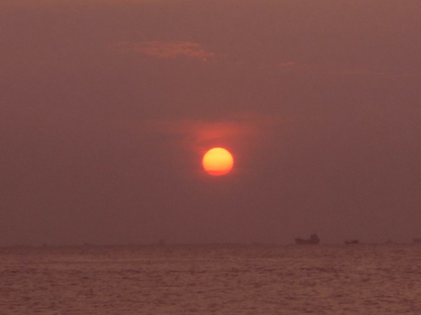 鍥涙湀骞胯タ椋庢櫙,鍥涙湀娴峰崡瀹炴媿