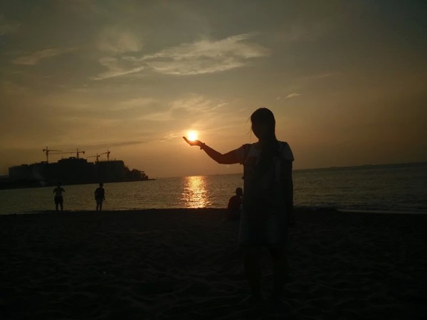 鍥涙湀骞胯タ椋庢櫙,鍥涙湀娴峰崡瀹炴媿