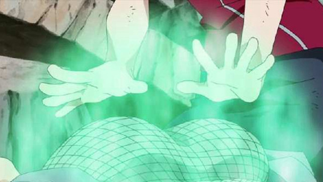 雏田被刺穿胸膛,雏田被刀刺穿