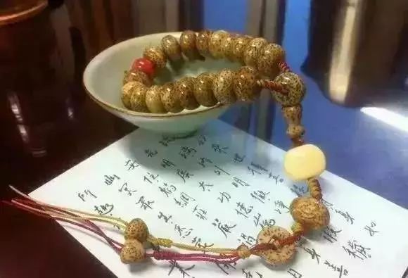 星月菩提怎么盘可以快速包浆,星月菩提一般怎么盘走色快包浆快