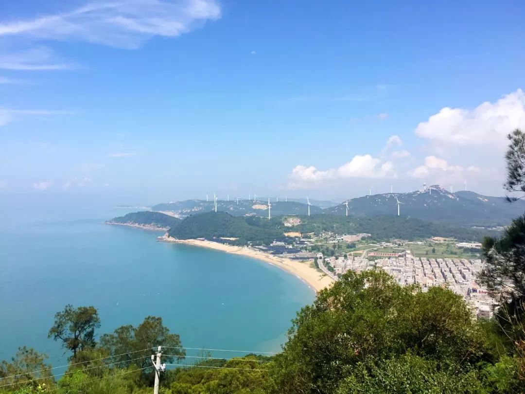 离厦门200公里的城市,离厦门十来分钟的小城