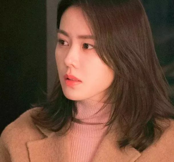 漂亮姐姐被甩锅那么好,漂亮姐姐被骗钱