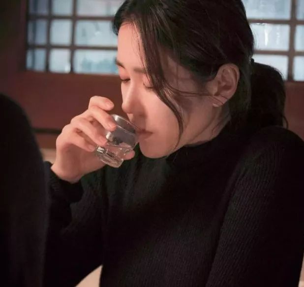 漂亮姐姐被甩锅那么好,漂亮姐姐被骗钱