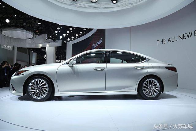 奔驰a级2022新款顶配试驾,最新款奔驰a级什么时候上市