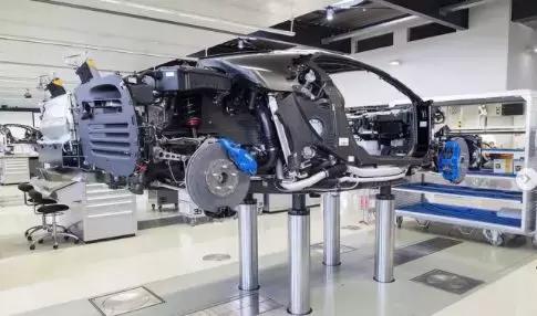 中国留学生富二代豪车,留学生回国买豪车