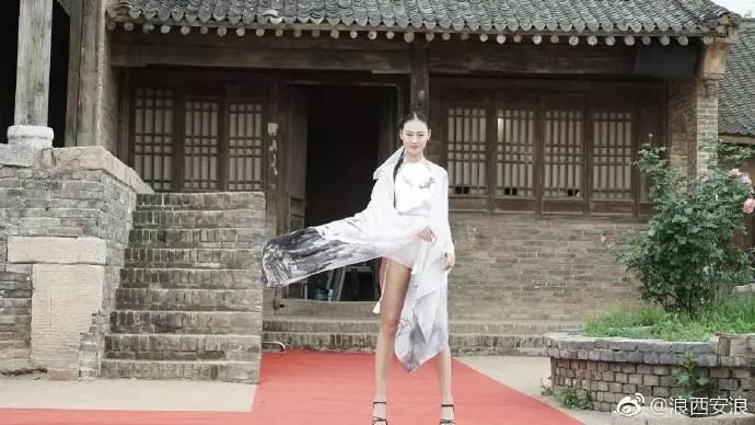 西安模特维密,西安模特穿汉服写真