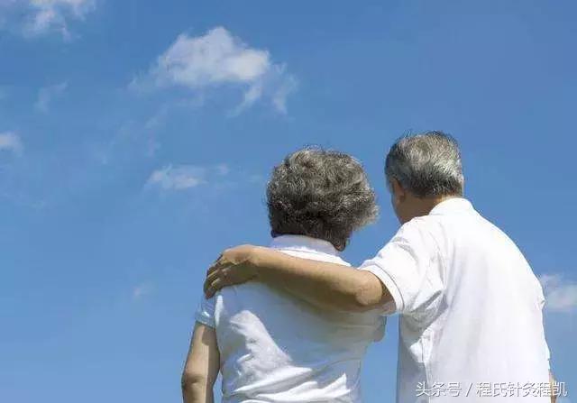 这个穴位与神医华佗有关，程凯老师教你两招充分利用好它！