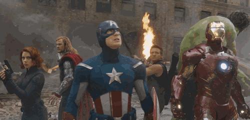 漫威超级英雄都用什么手机,一口气看完漫威英雄复联三