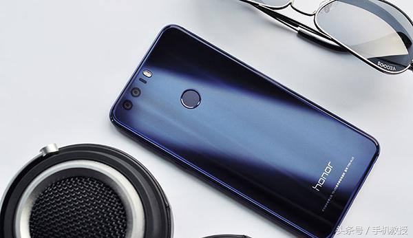 漫威超级英雄都用什么手机,一口气看完漫威英雄复联三