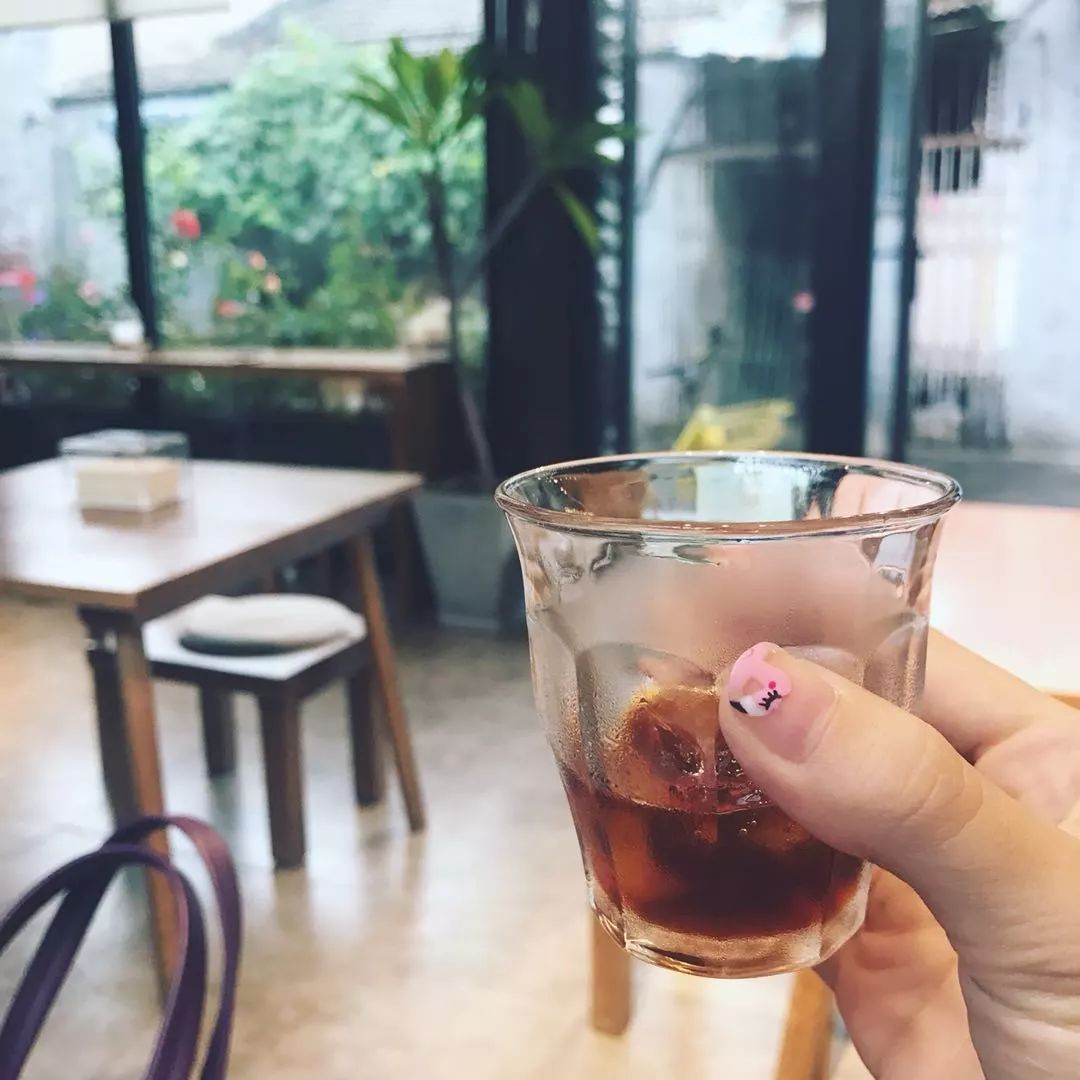 “你反正在北京买不起房,怎么还不走?”:北京的38种独一无二