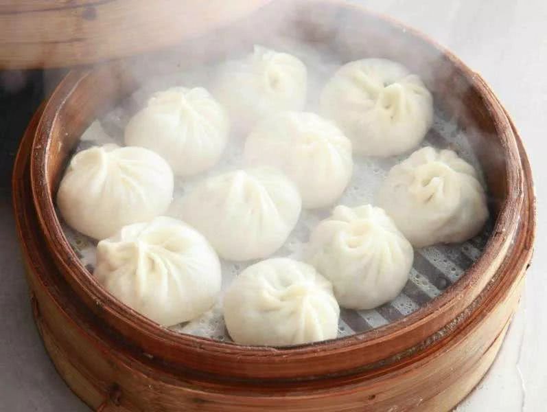 我带着秤和卷尺，去吃这几家小笼包！差点被赶跑